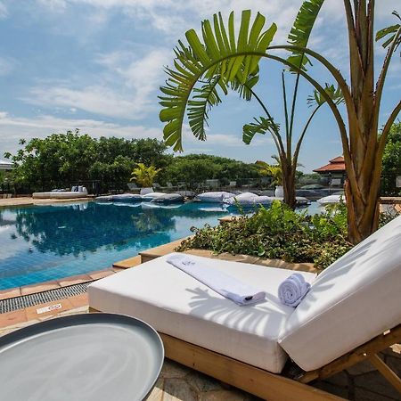 מלון בליטו The Capital Zimbali מראה חיצוני תמונה The pool at the hotel